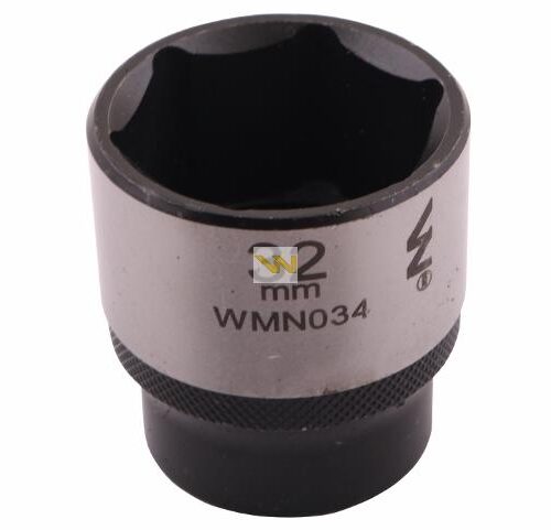 Nasadka sześciokątna 1/2". 32 mm. CrV50BV30. DIN 3124. Waryński