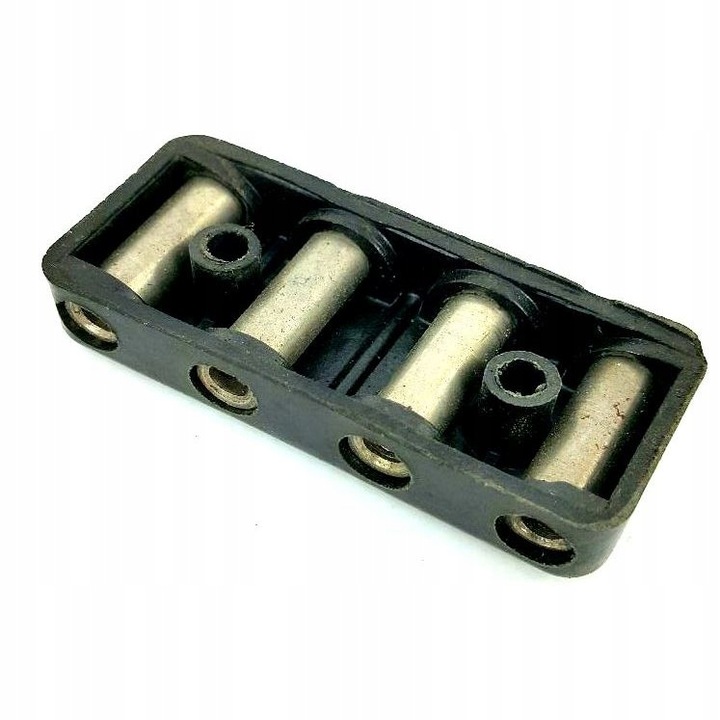 Zlacze-kostka-przewodow-elektrycznych-pod-siedzenie-Ursus-C-360