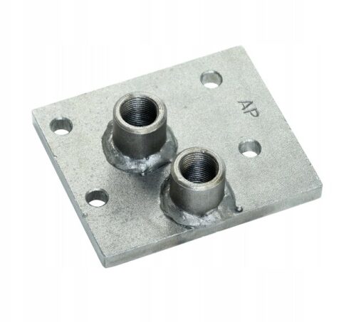 Adapter-pokrywa-rozdzielacza-zewnetrznego-Ursus-C-330-42370000-APARTS