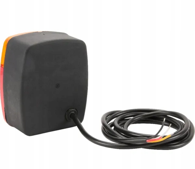 Lampa-tylna-zespolona-LED-kwadratowa-12-24V-Kramp-LA40021